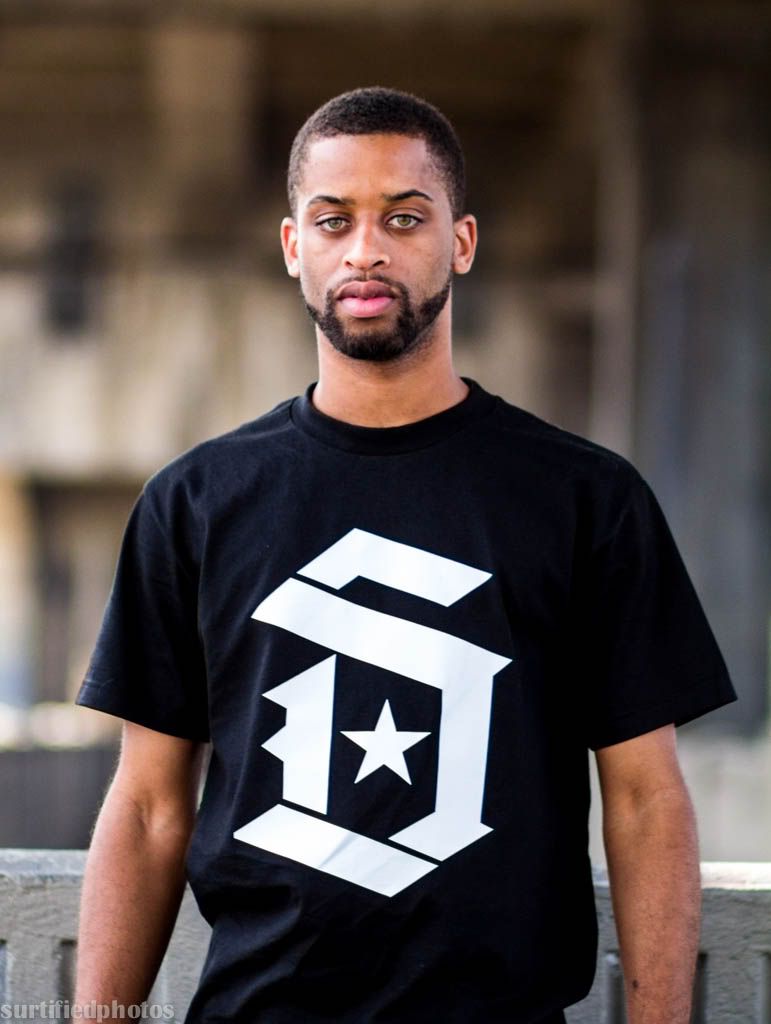 IMAGE: http://i1167.photobucket.com/albums/q629/MARSURAT1/121006_Shoot_025.jpg