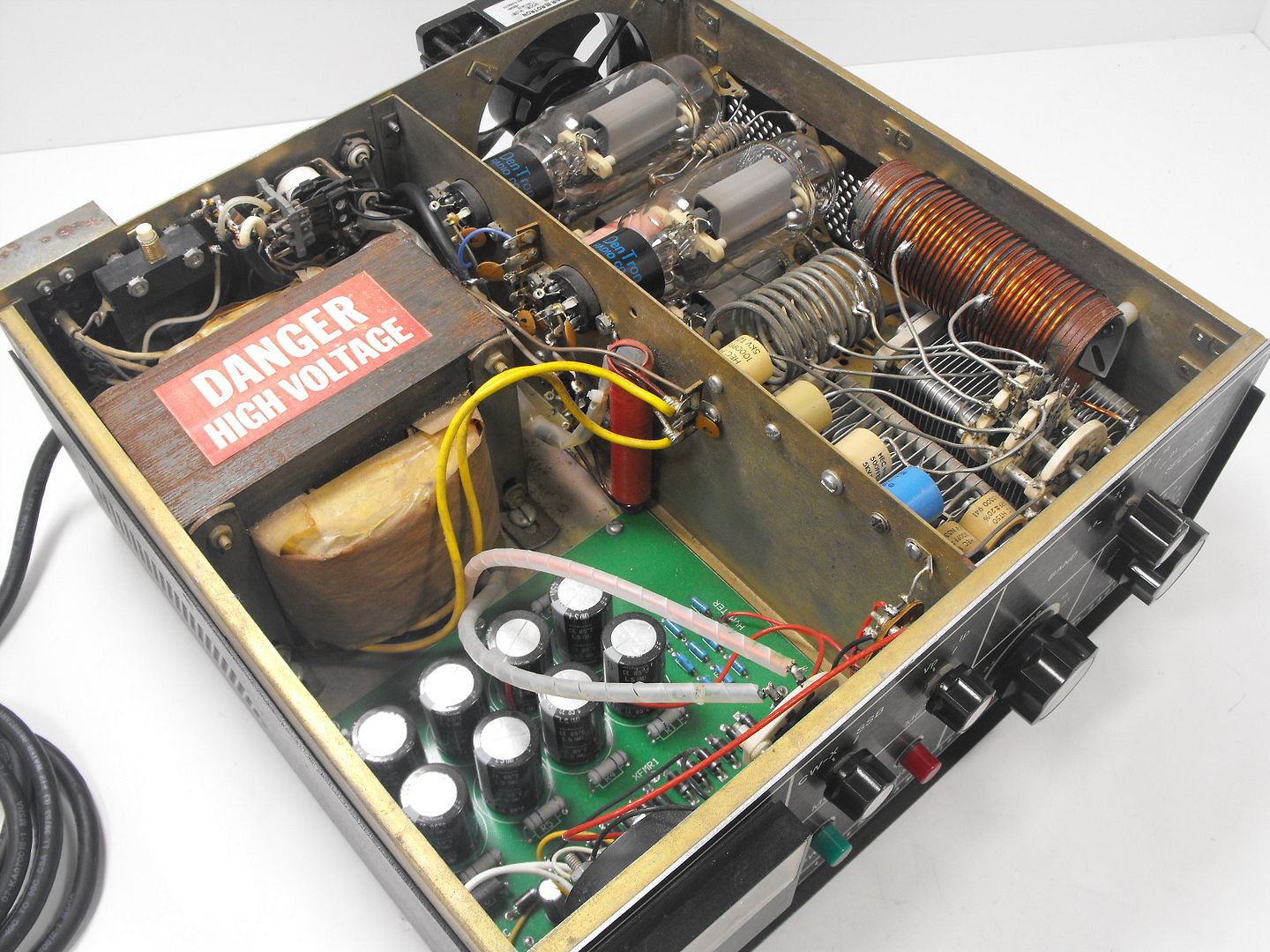 Dentron ClippertonL 160 15 Meter HF Amplifier w/ 4x 572B Tubes