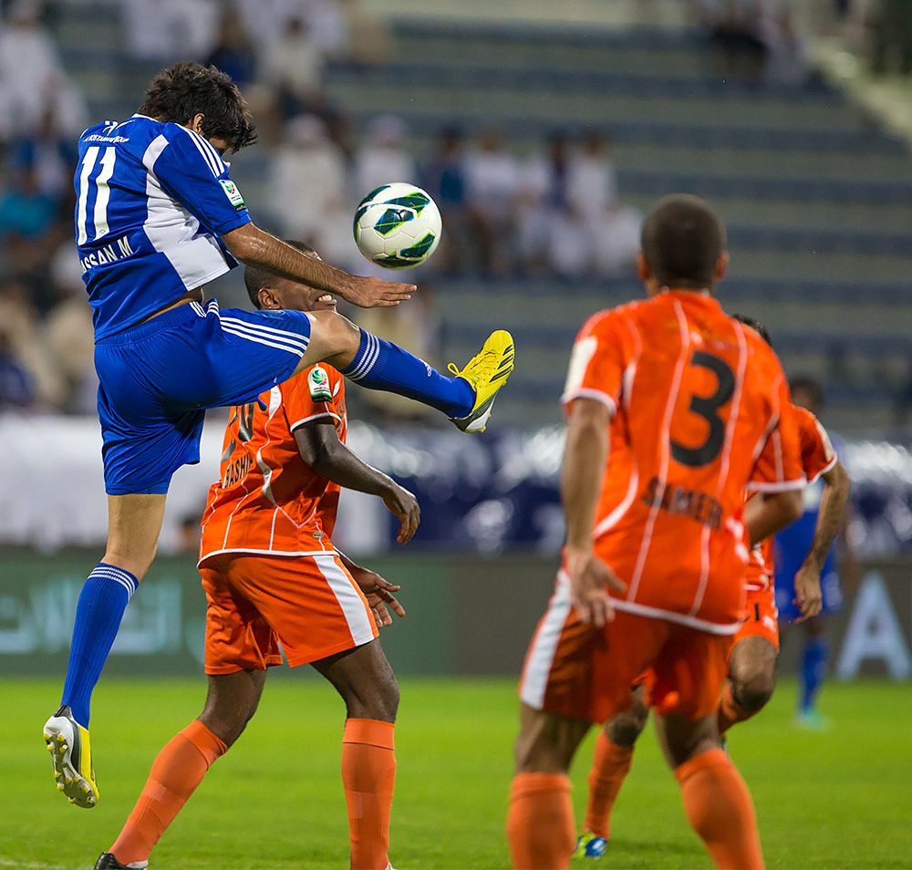 IMAGE: http://i1167.photobucket.com/albums/q638/Tareq_Alhamrani/Sports/Football/Ajman_Alnasr%205Dec2012/IMG_4195.jpg
