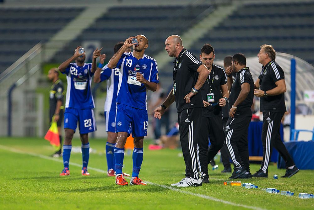 IMAGE: http://i1167.photobucket.com/albums/q638/Tareq_Alhamrani/Sports/Football/Ajman_Alnasr%205Dec2012/IMG_4296.jpg