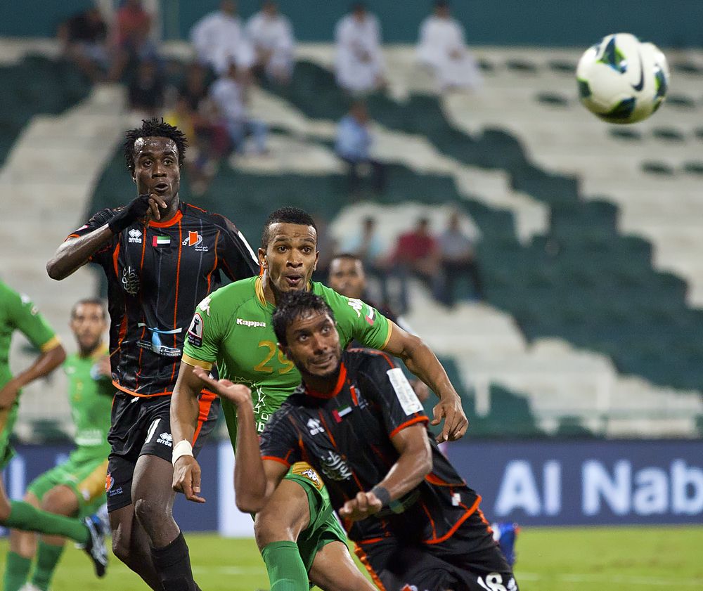 IMAGE: http://i1167.photobucket.com/albums/q638/Tareq_Alhamrani/Sports/Football/Alshabab_Ajman%2012%20November%202012/1D2N9210.jpg