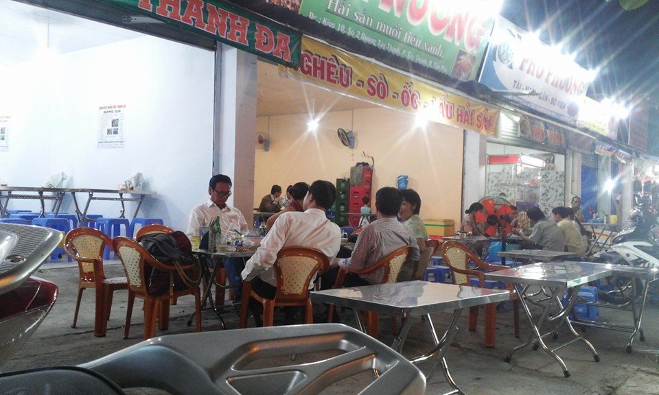 Cần sang quán gấp(bao đẹp,rộng rãi) - khu CN Tân Bình - 2